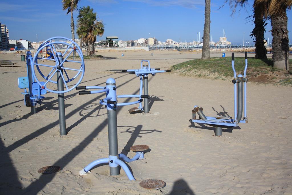 Apartamento Berry Playa Naufragos Torrevieja Exteriér fotografie